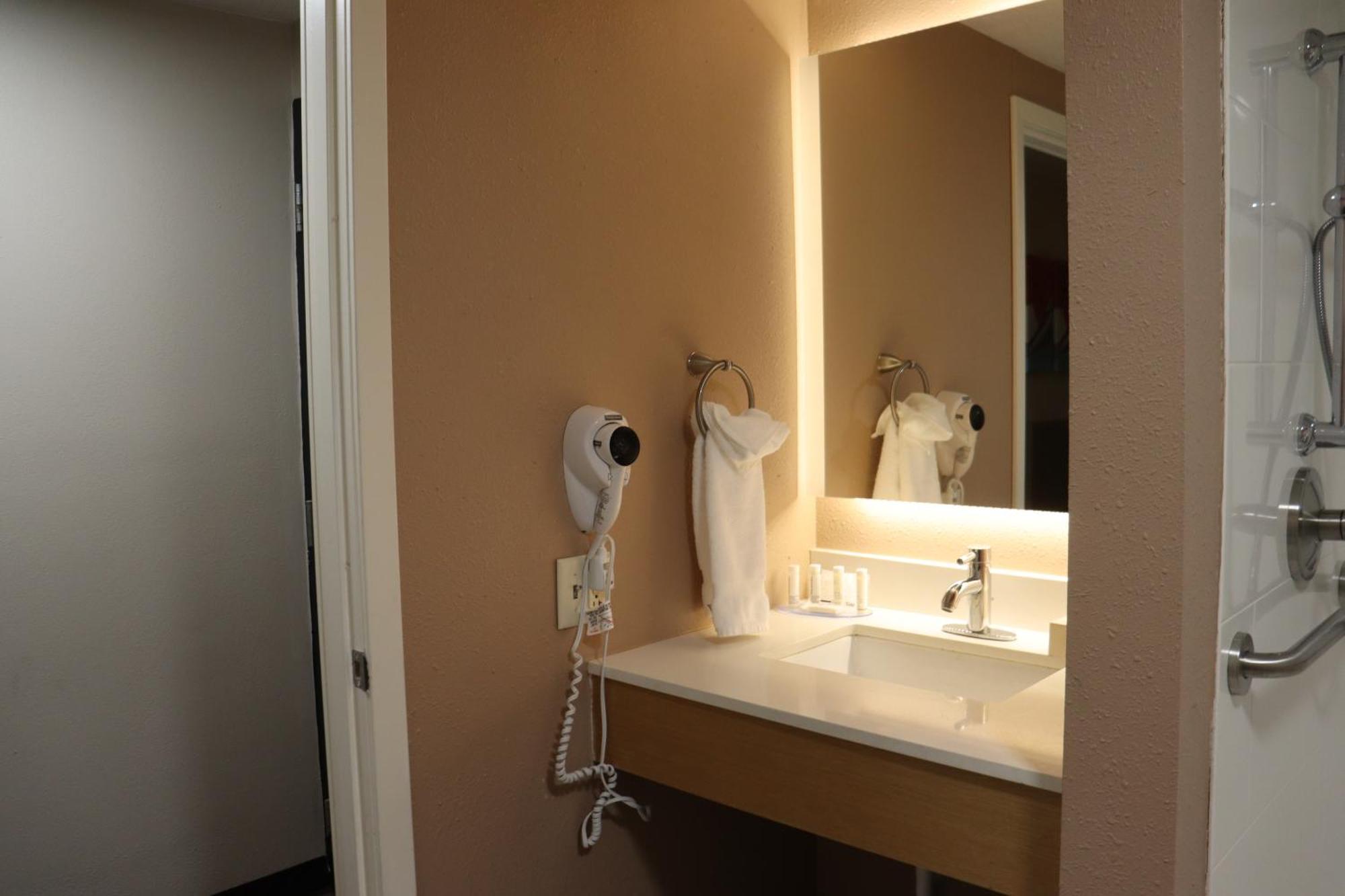 Clarion Hotel Λάνσινγκ Εξωτερικό φωτογραφία
